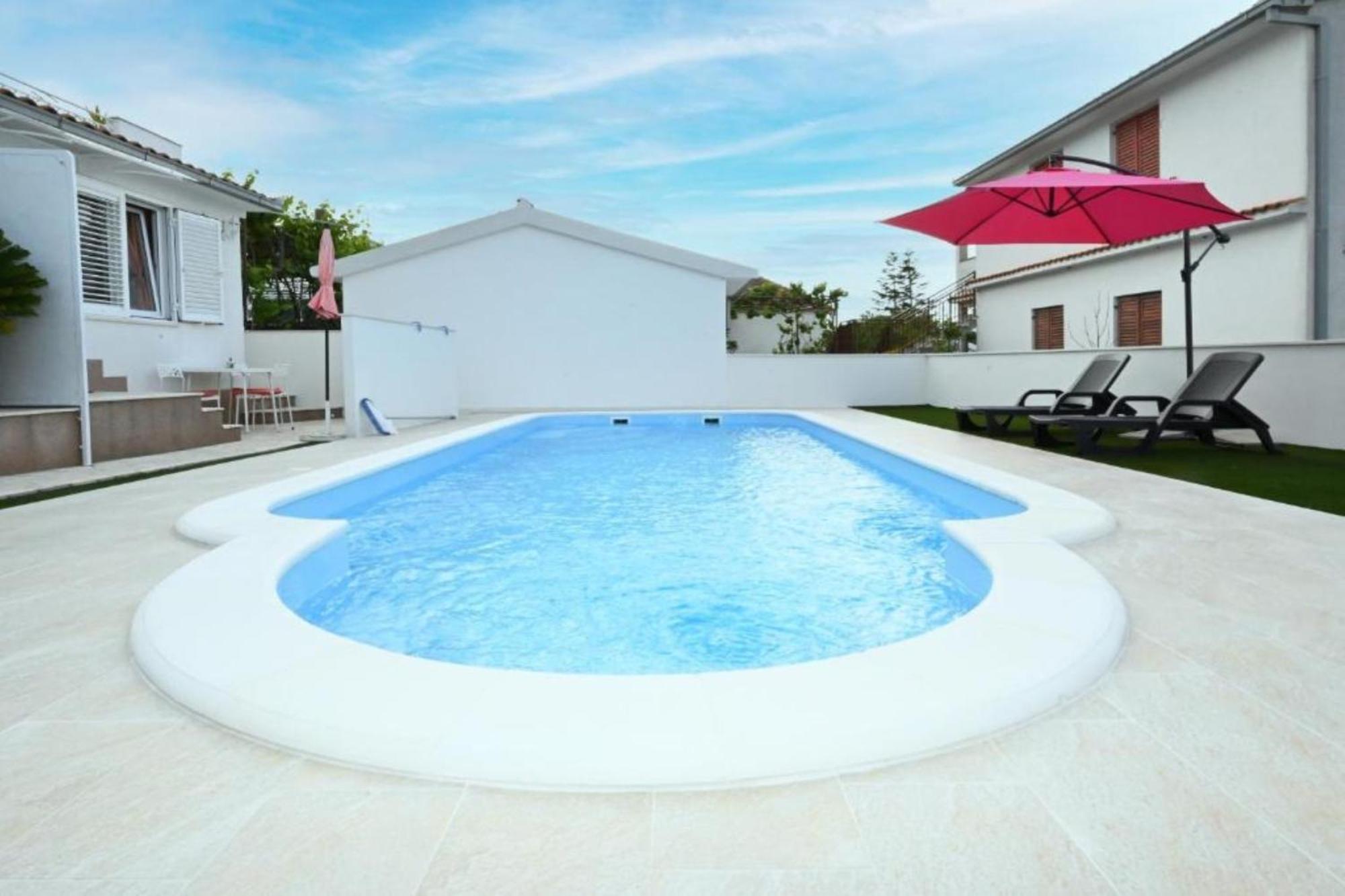 Apartments Mihovilovic - 50 M From Beach Slatine Eksteriør billede