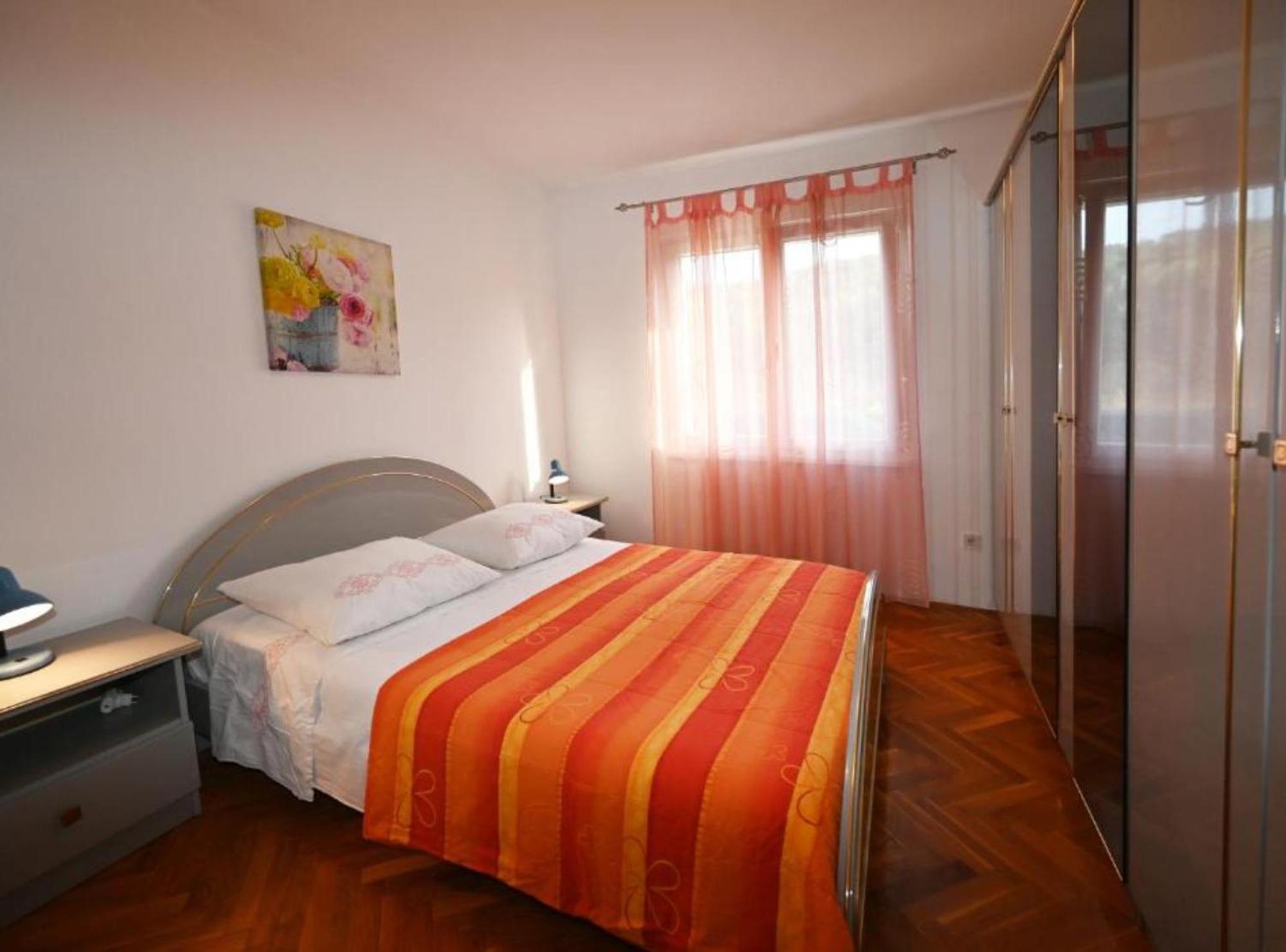Apartments Mihovilovic - 50 M From Beach Slatine Værelse billede